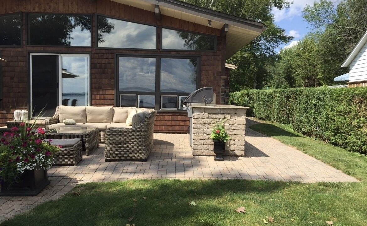 Photo of Patio Balcony in Oro Station