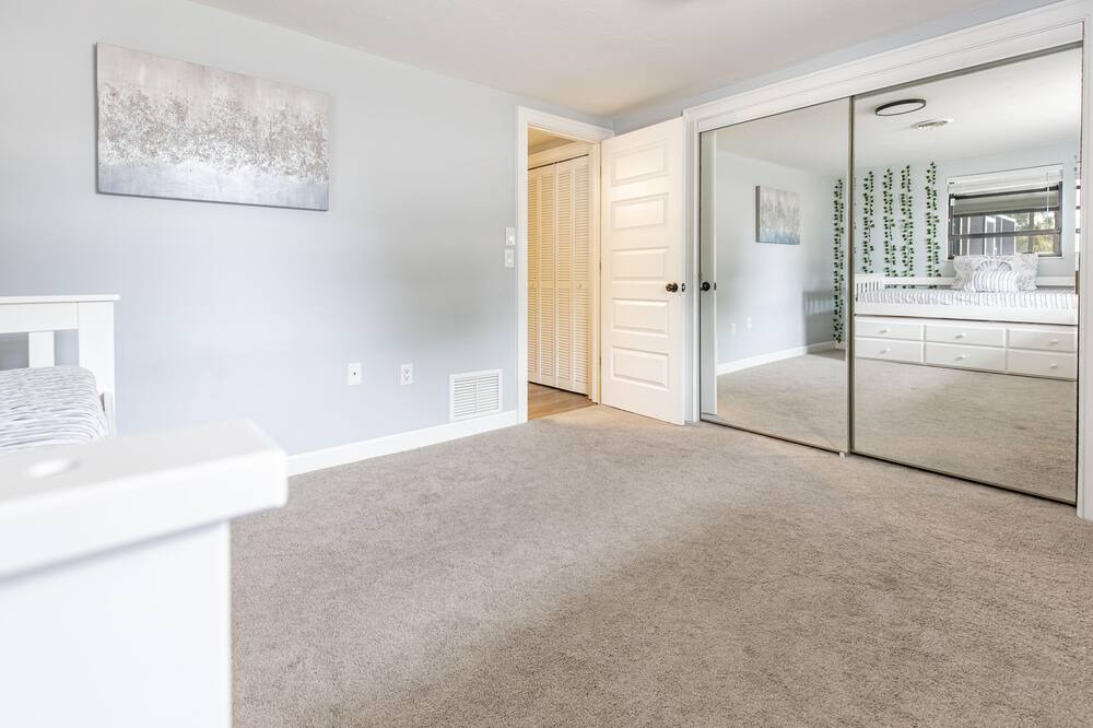 Photo of Others in Venice Groves