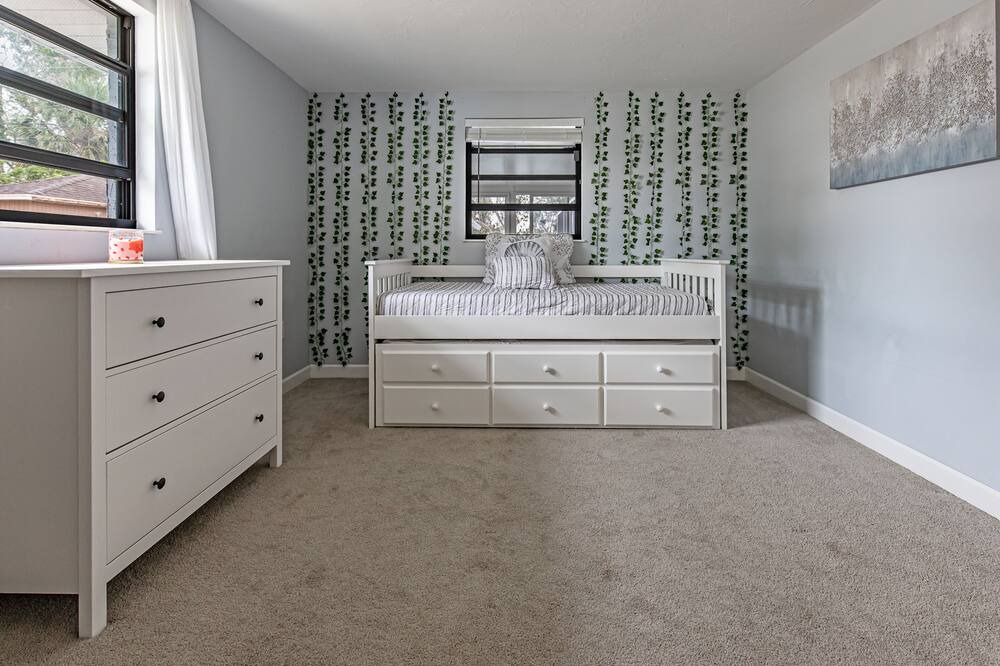 Photo of Bedroom in Venice Groves