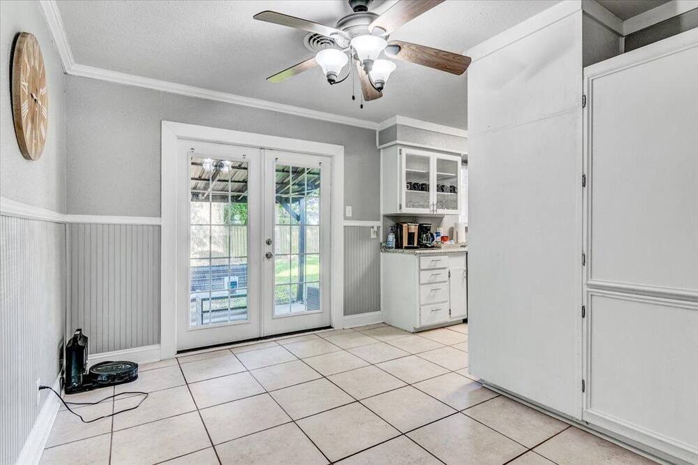Photo of Livingroom in Groves