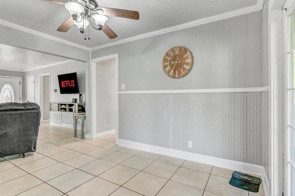 Photo of Livingroom in Groves
