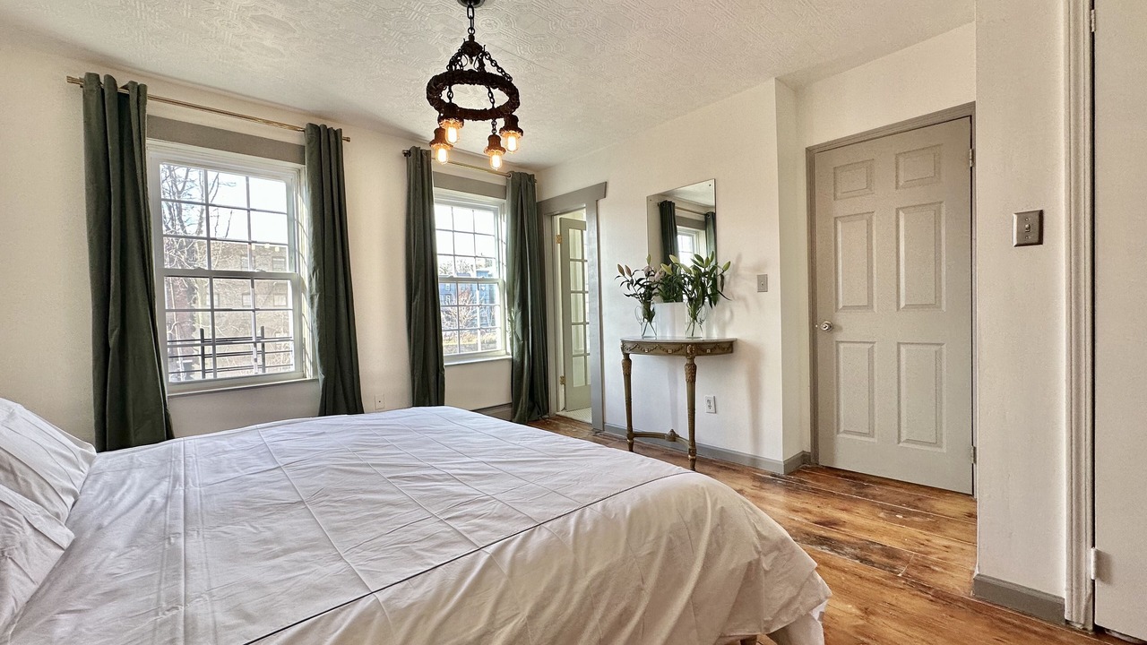 Photo of Others in Newburgh