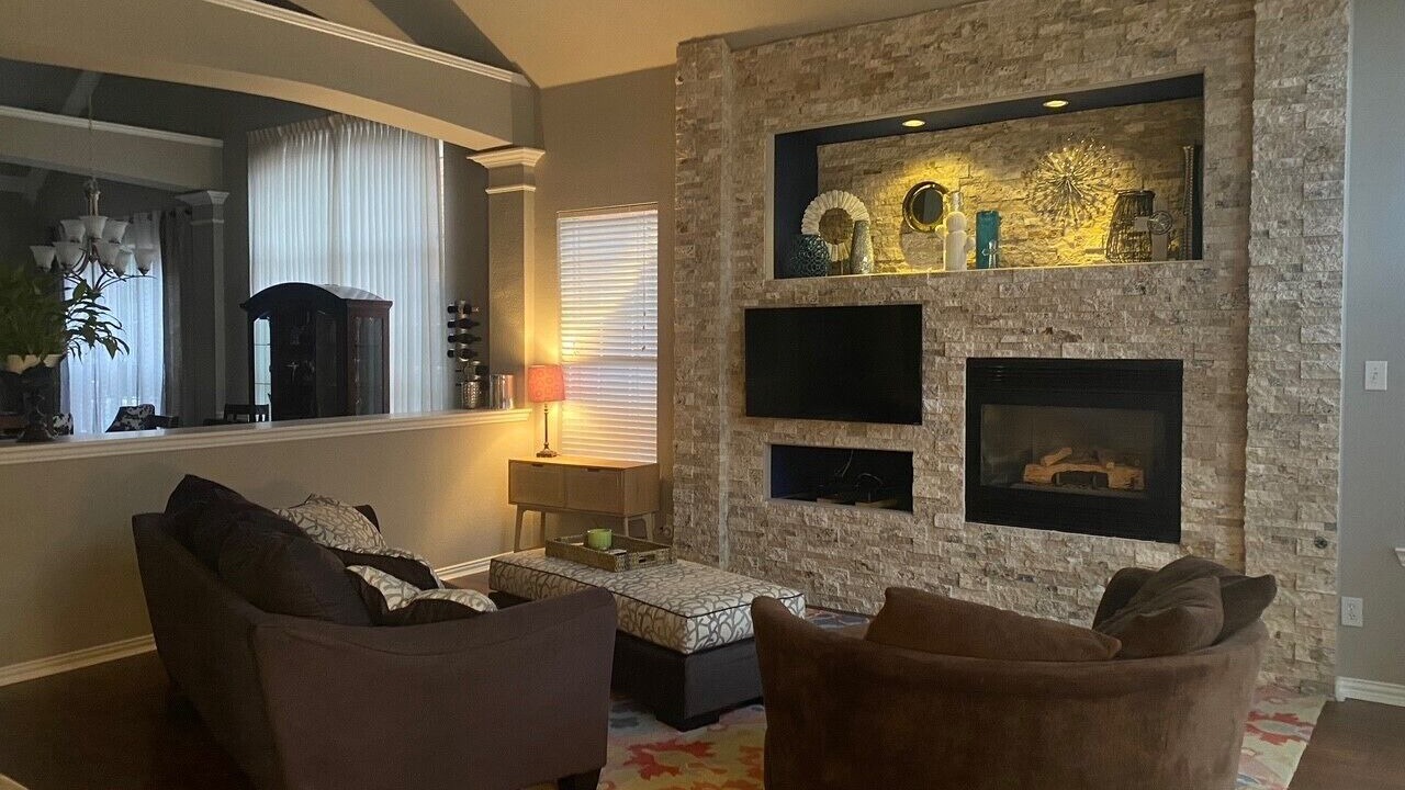 Photo of Livingroom in Far North Dallas
