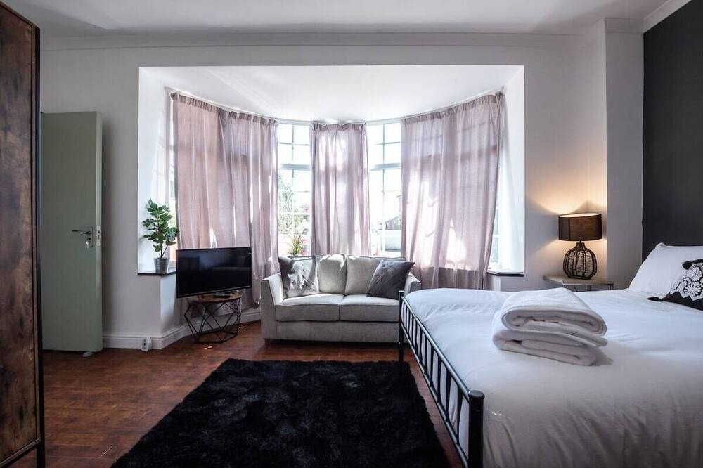 Photo of Bedroom in Bedworth