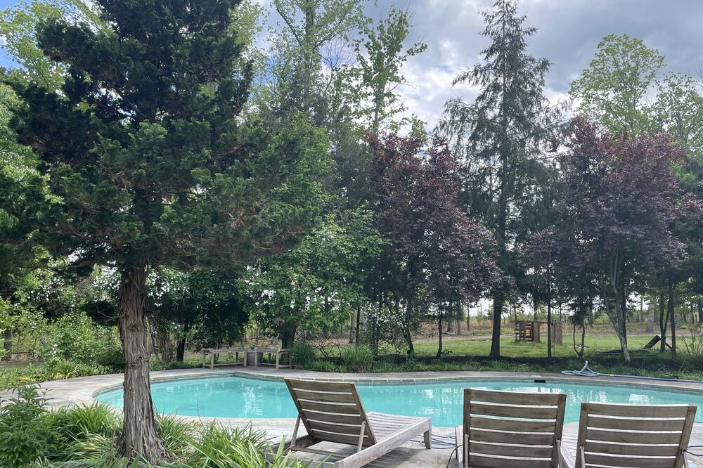 Photo of Outdoor in Cobham