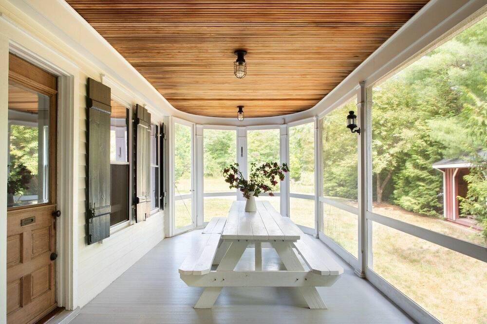 Photo of Outdoor in Hollowville