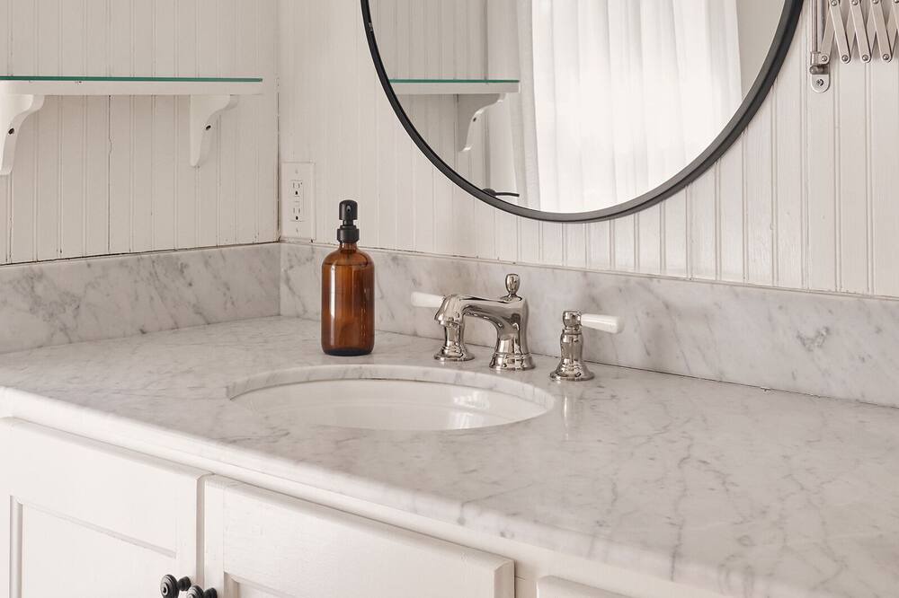 Photo of Bathroom in Hollowville