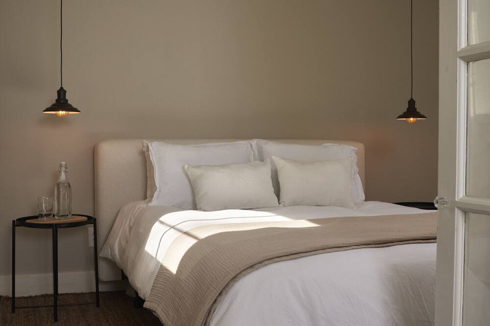 Photo of Bedroom in Hollowville