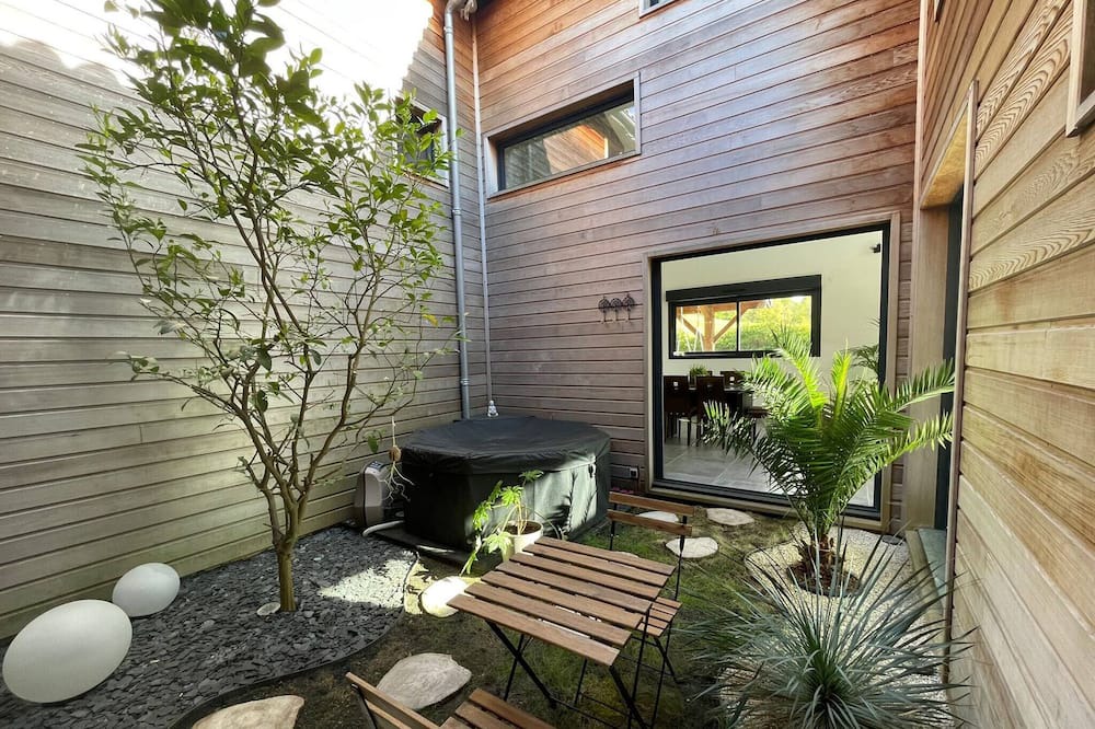 Photo of Outdoor in Nerbis