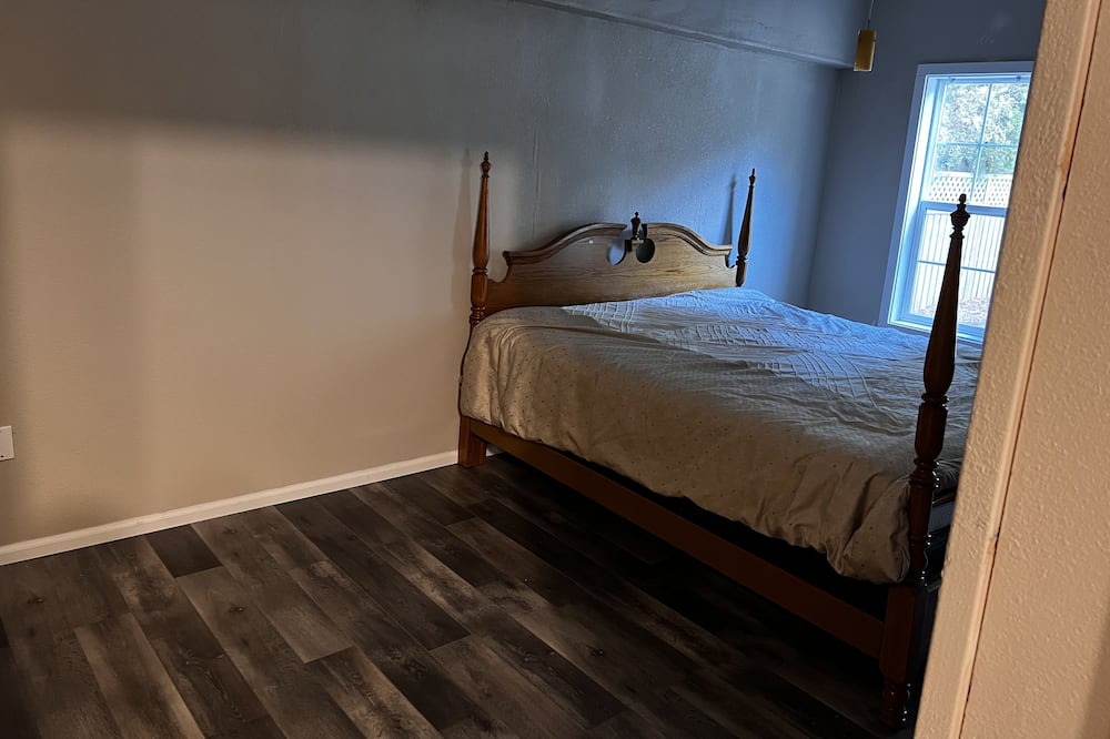 Photo of Bedroom in Smokey Point