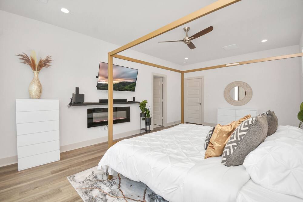 Photo of Bedroom in Central Southwest