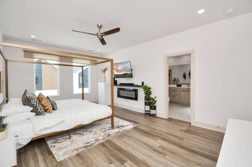 Photo of Bedroom in Central Southwest