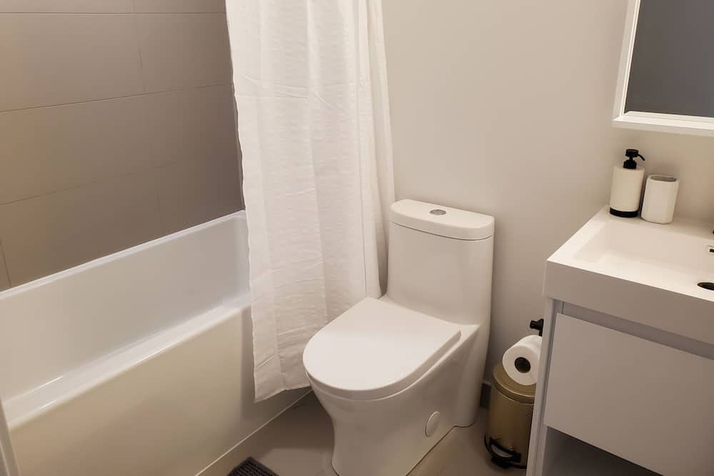 Photo of Bathroom in Downtown Toronto