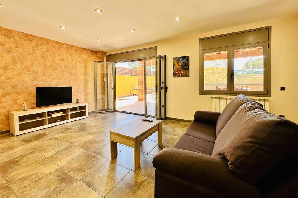 Photo of Livingroom in Llagostera