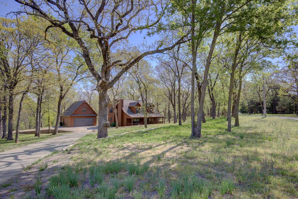 Photo of Outdoor in Verdigris