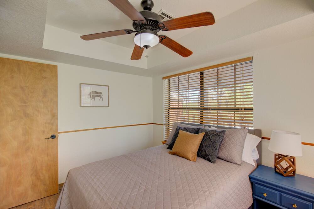 Photo of Bedroom in Verdigris