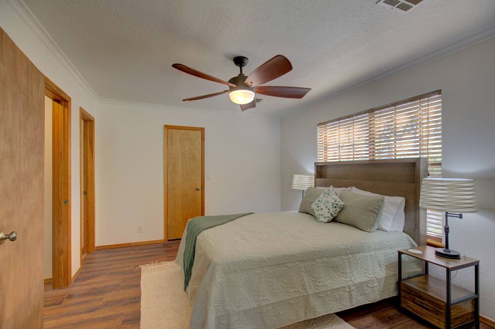 Photo of Bedroom in Verdigris