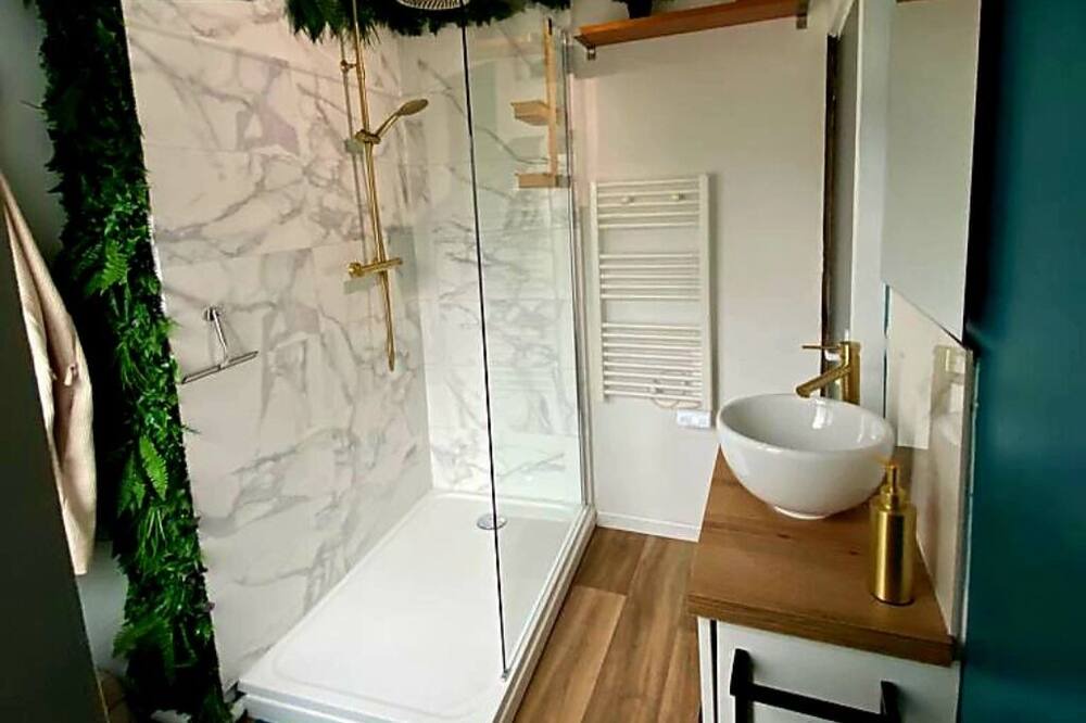 Photo of Bathroom in Valenciennes