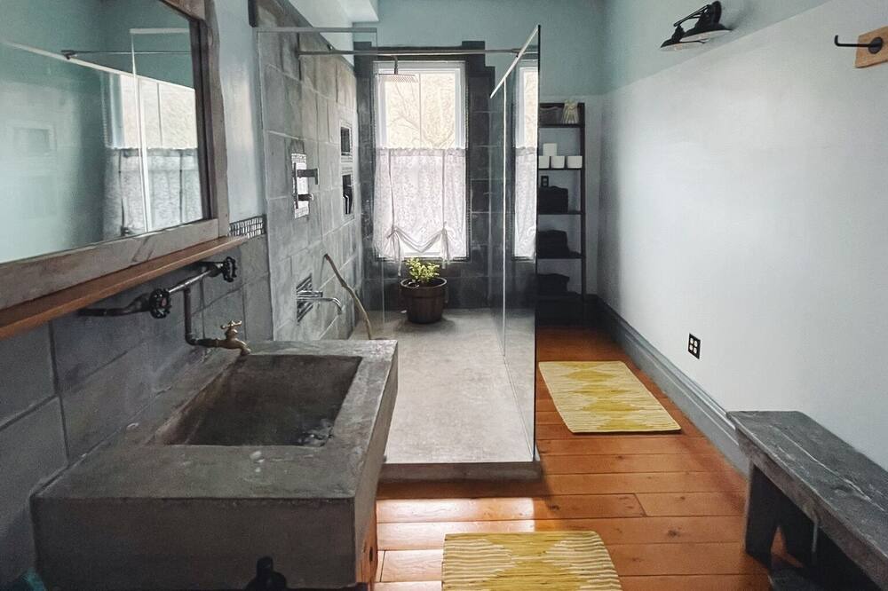 Photo of Kitchen in Delancey