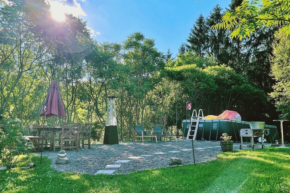 Photo of Outdoor in Delancey