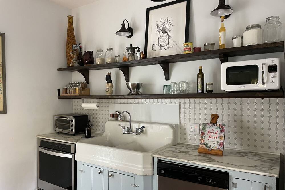 Photo of Kitchen in Delancey
