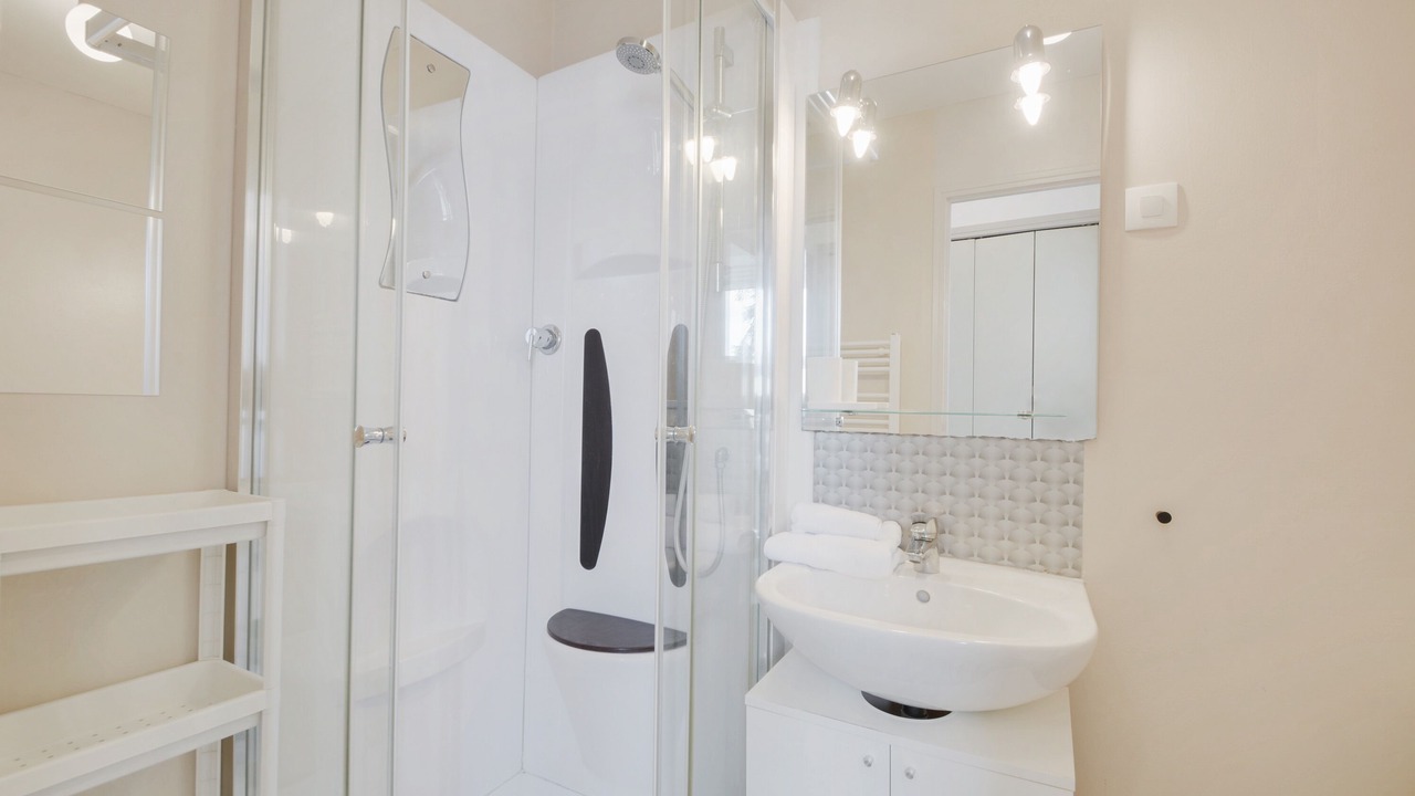 Photo of Bathroom in Haussonville-Blandan-Mon Desert-Saurupt