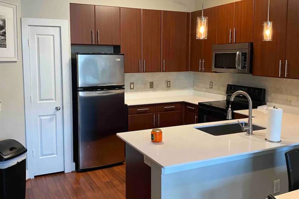 Photo of Kitchen in Energy Corridor