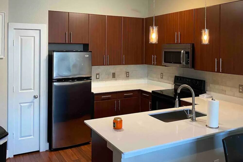 Photo of Kitchen in Energy Corridor