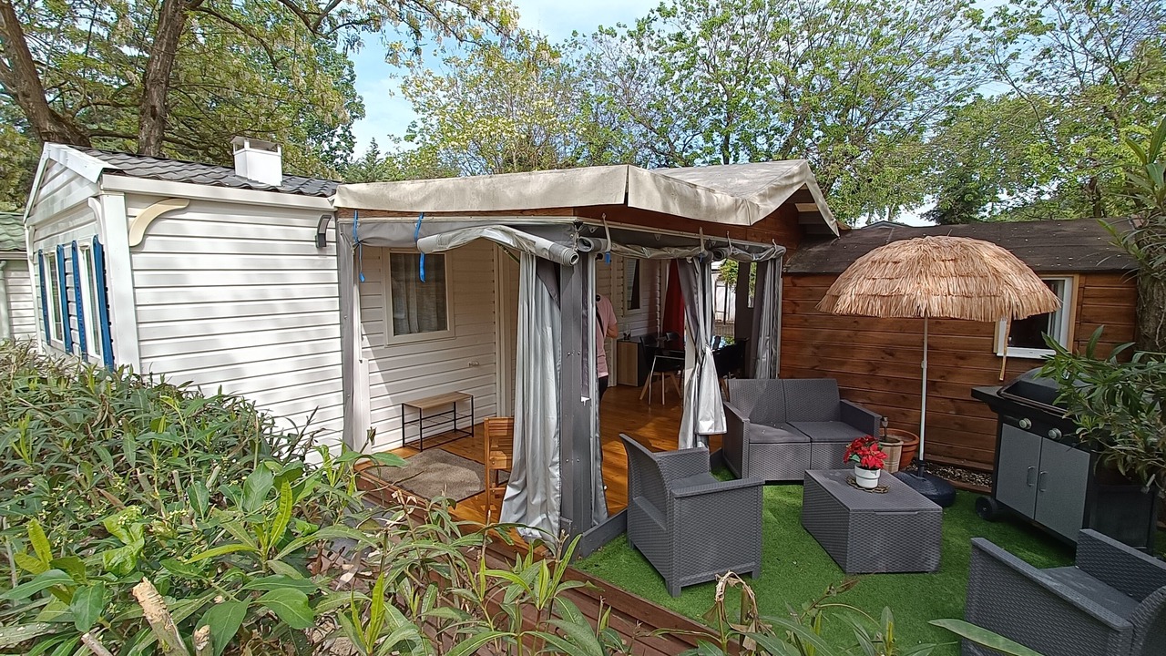 Photo of Outdoor in Saint-Paulet-de-Caisson