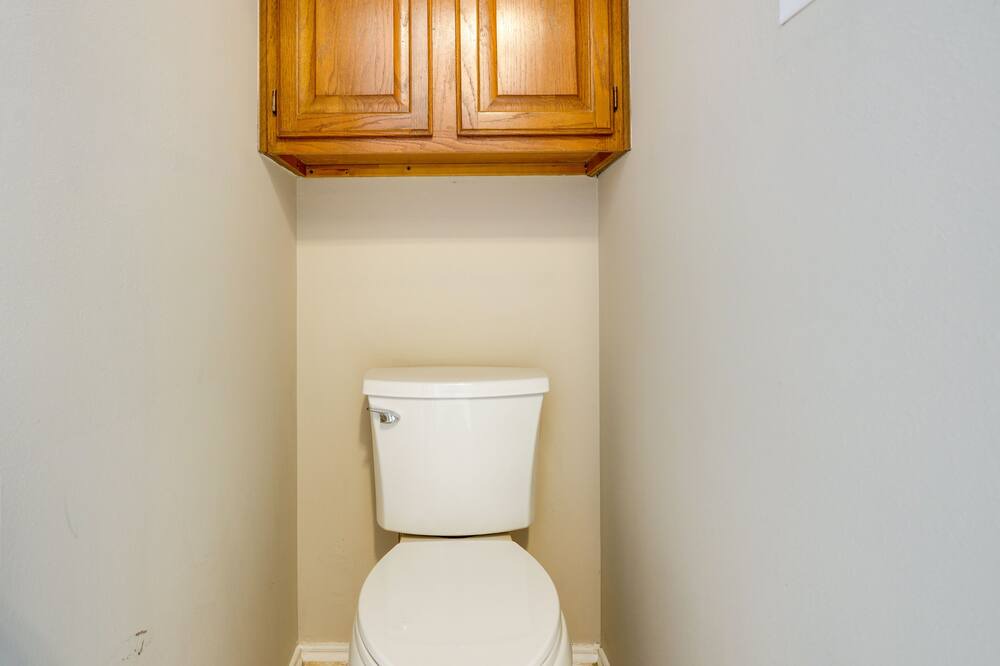 Photo of Bathroom in Northwest Crossing