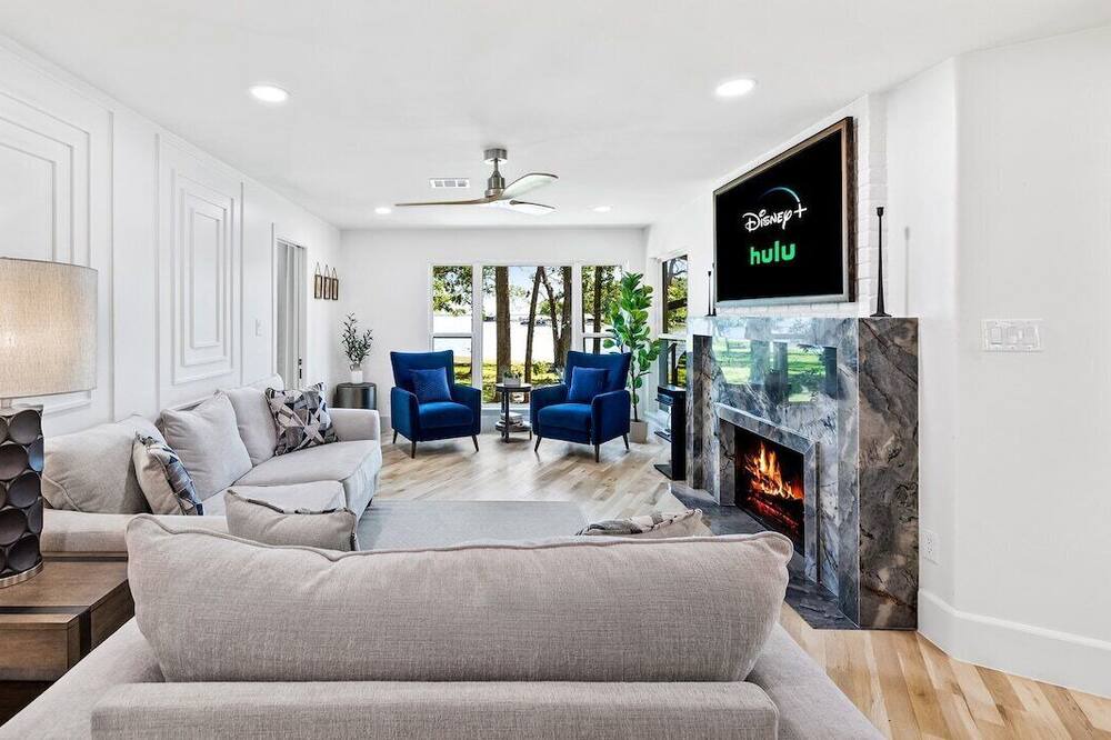 Photo of Livingroom in Tool