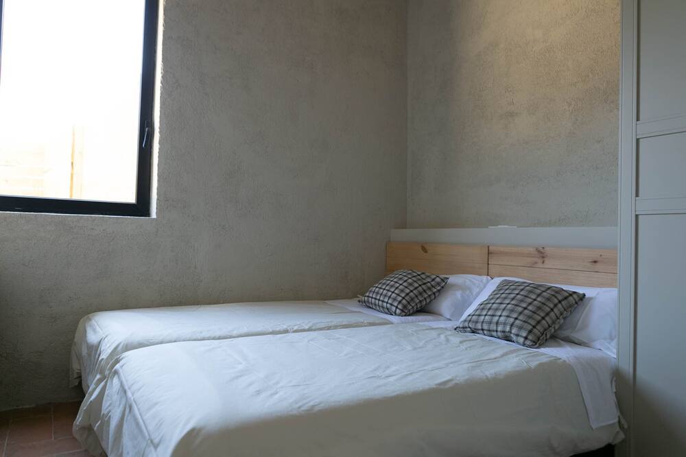 Photo of Bedroom in Pals