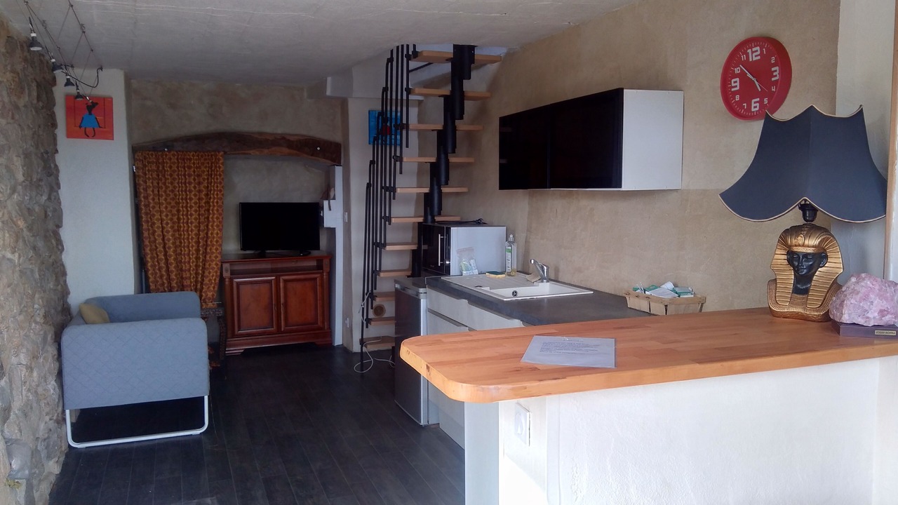 Photo of Livingroom in Chalencon