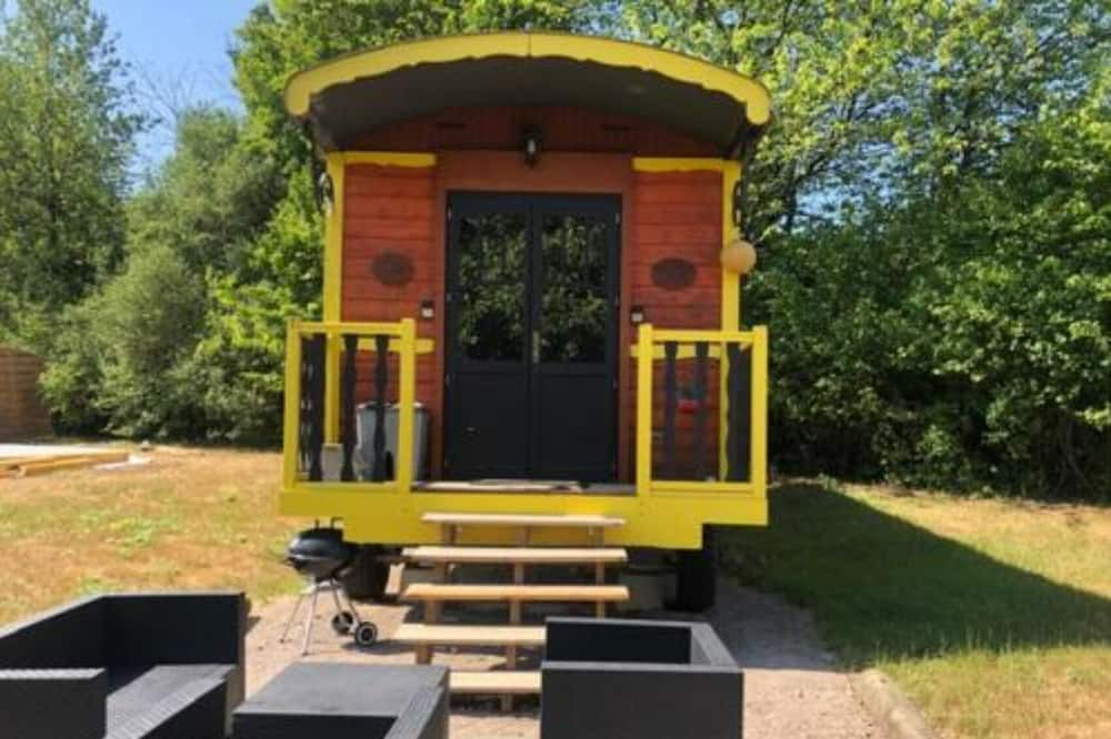 Photo of Outdoor in Buding