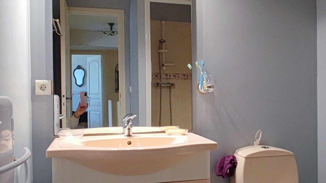 Photo of Bathroom in Puisserguier