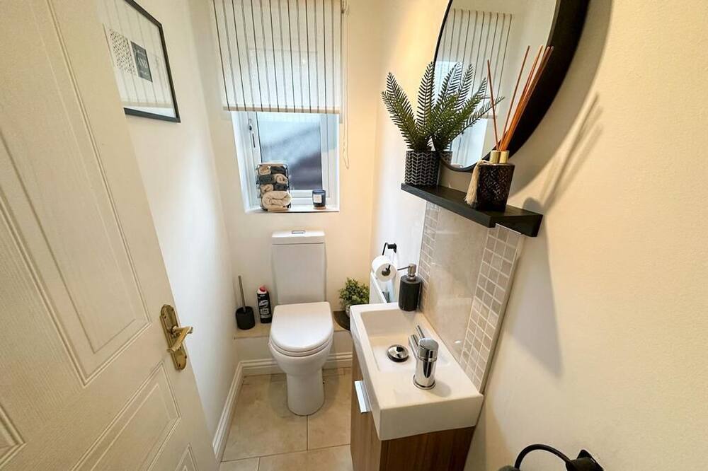 Photo of Bathroom in Waunlwyd