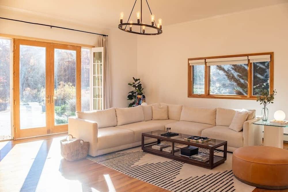 Photo of Others in Callicoon