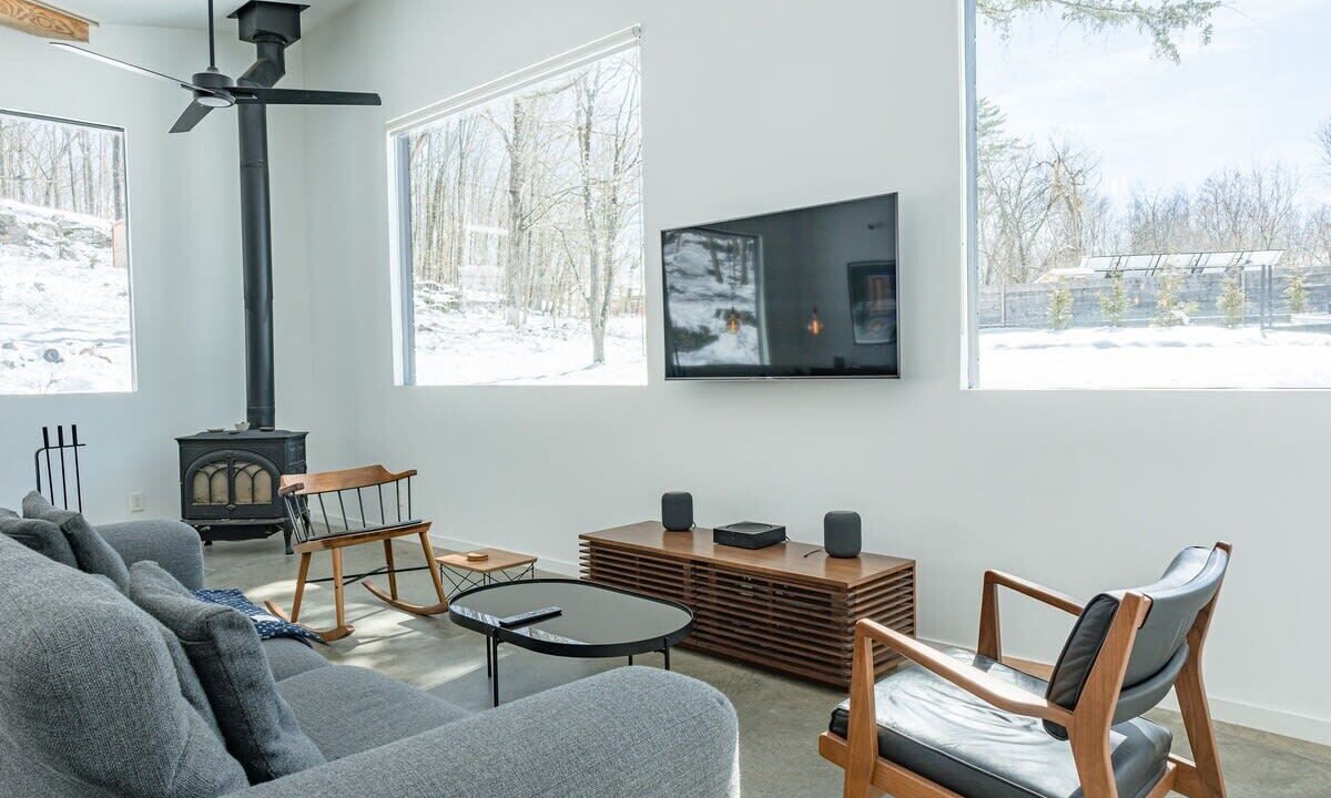 Photo of Livingroom in Ulster Park