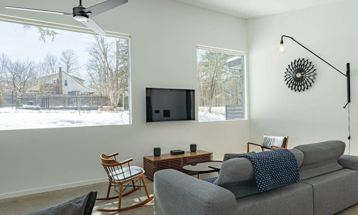 Photo of Livingroom in Ulster Park