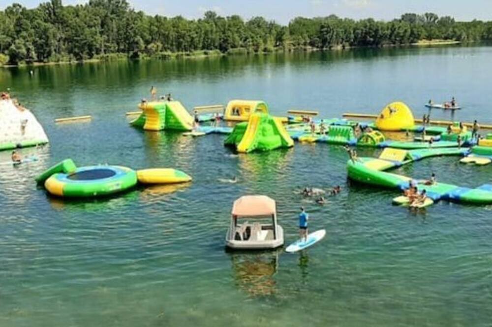 Photo of Outdoor in Charmes-sur-Rhone