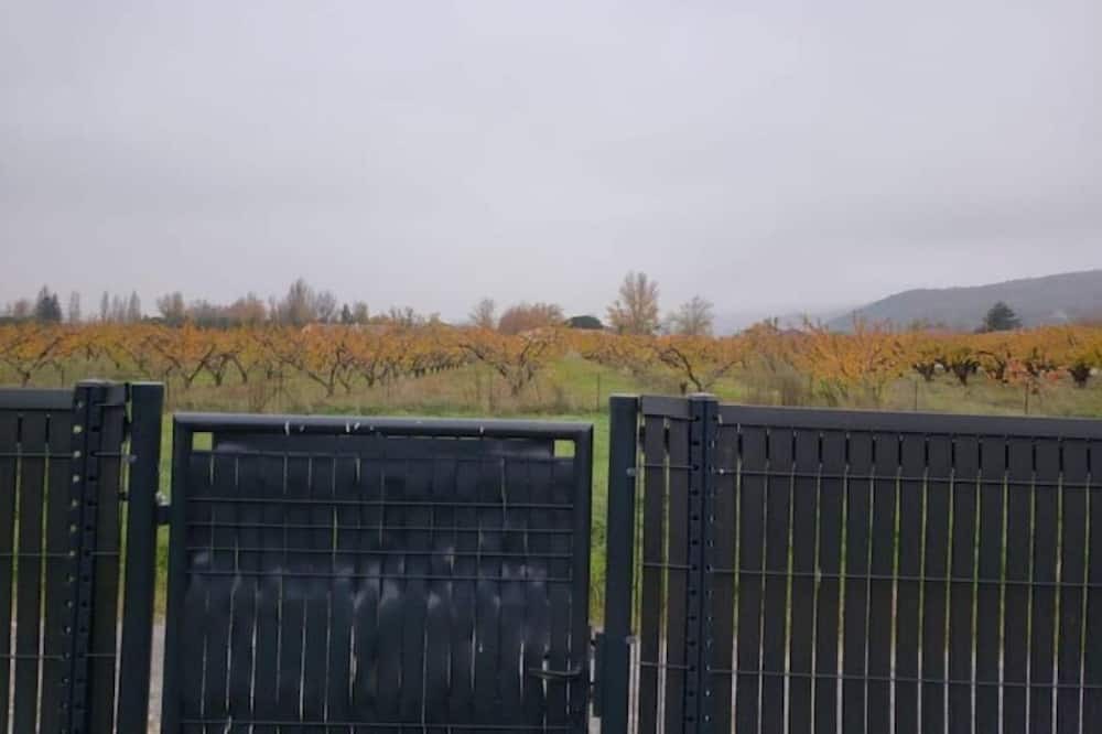 Photo of Outdoor in Charmes-sur-Rhone