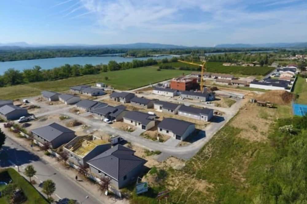 Photo of Outdoor in Charmes-sur-Rhone