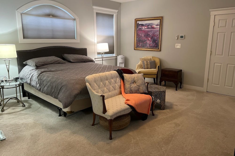 Photo of Bedroom in Linton Hall
