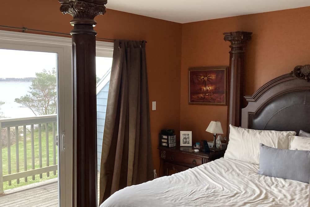 Photo of Bedroom in Beach Meadows