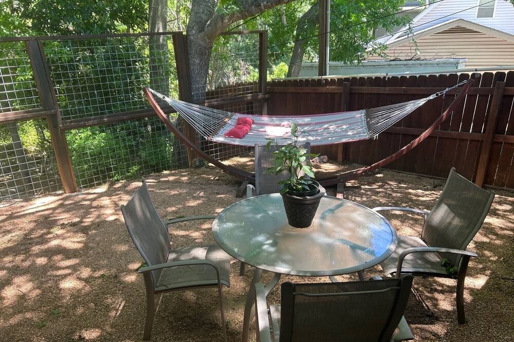Photo of Outdoor in Northwest Hills