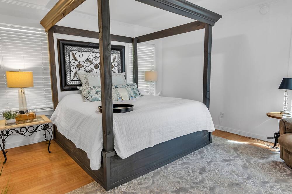 Photo of Bedroom in Tyler