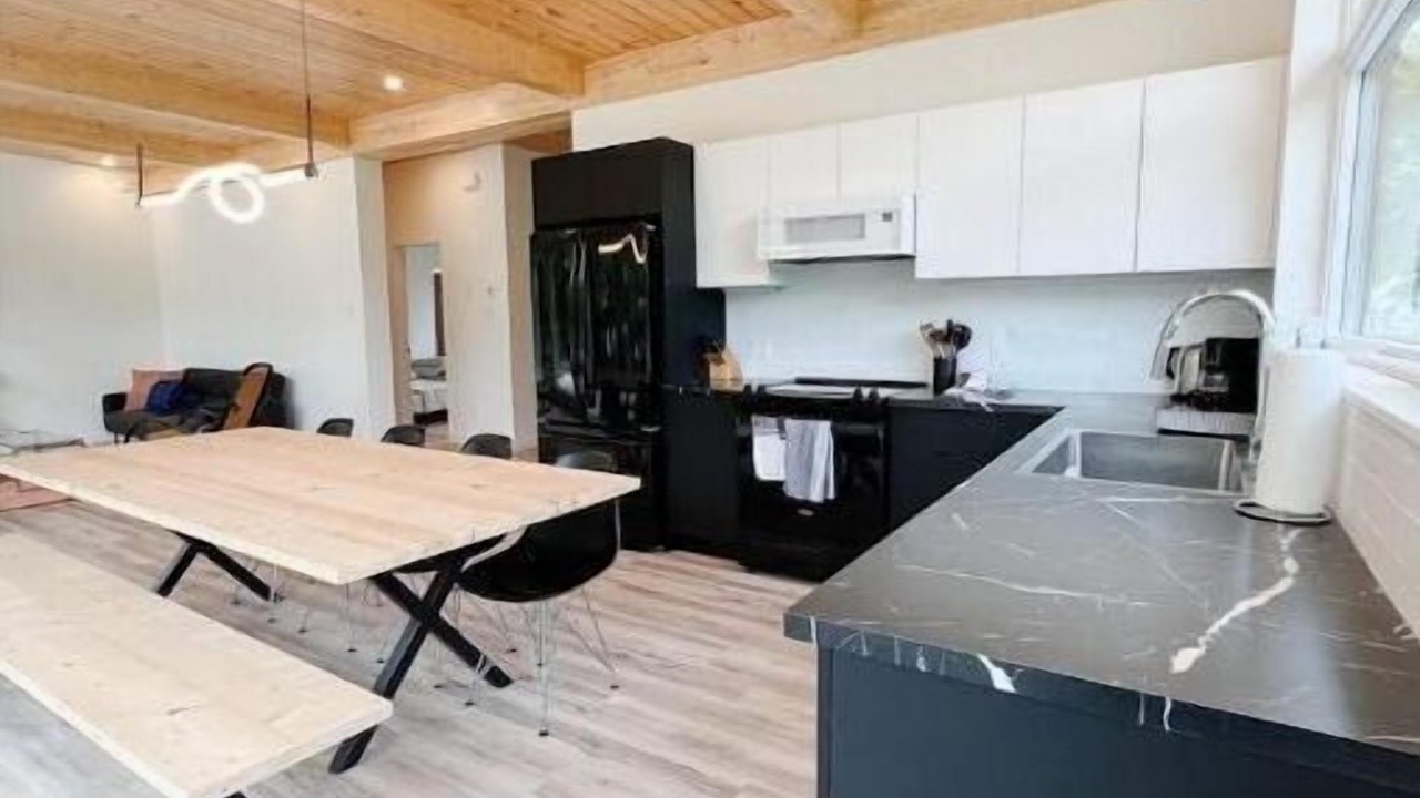 Photo of Kitchen in Dunnville