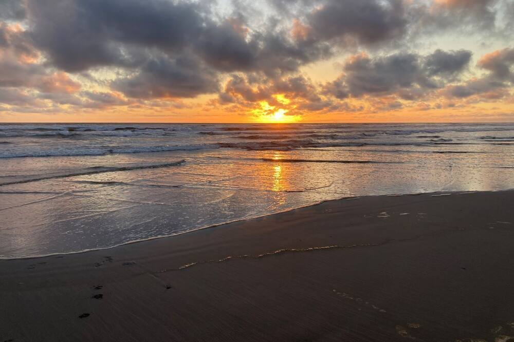 Photo of Others in Long Beach