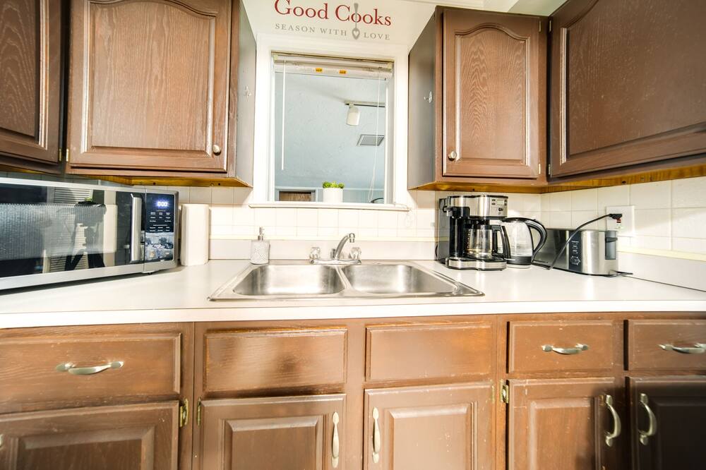 Photo of Kitchen in Mayfield Heights