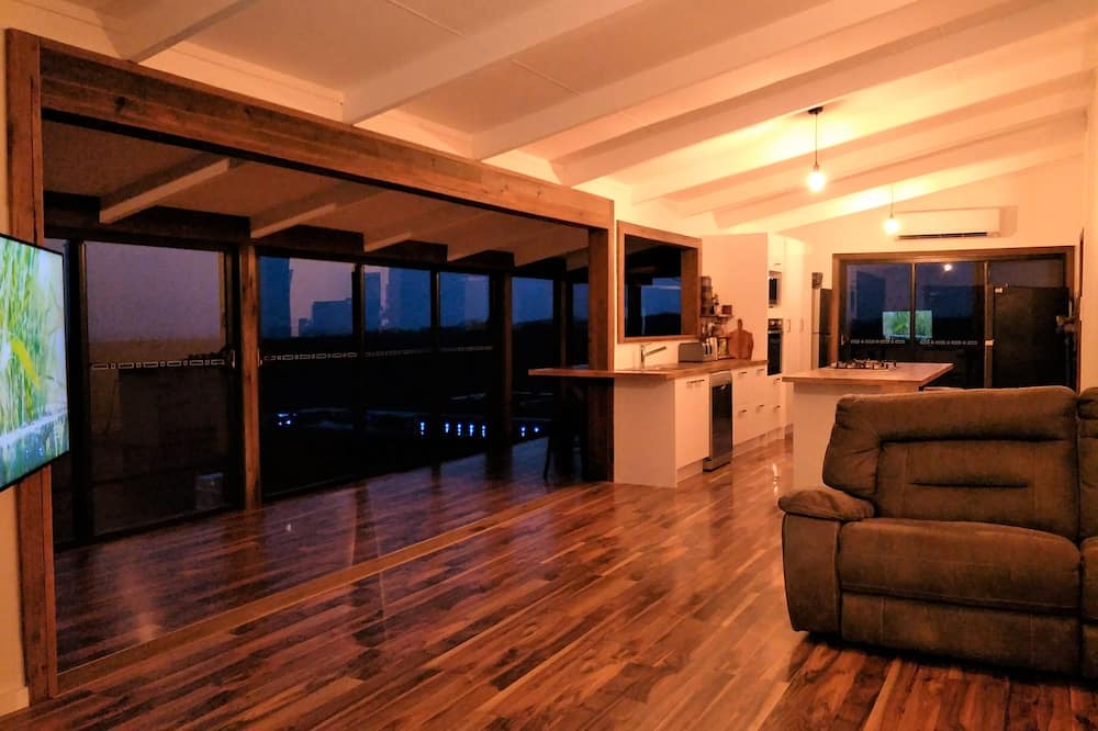 Photo of Others in Limeburners Creek